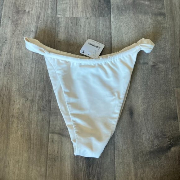 NWT Belle Swim Free People The Bare Creme Bikini Bottoms Sz M - Picture 3 of 8